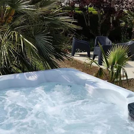 Maison 3 Avec Jacuzzi A 400m Des Plages 빌라 *
