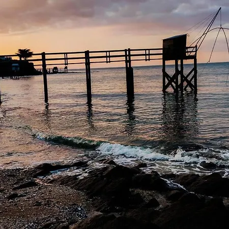 Jolie A 400m Des Plages De Sable * La Plaine-sur-Mer
